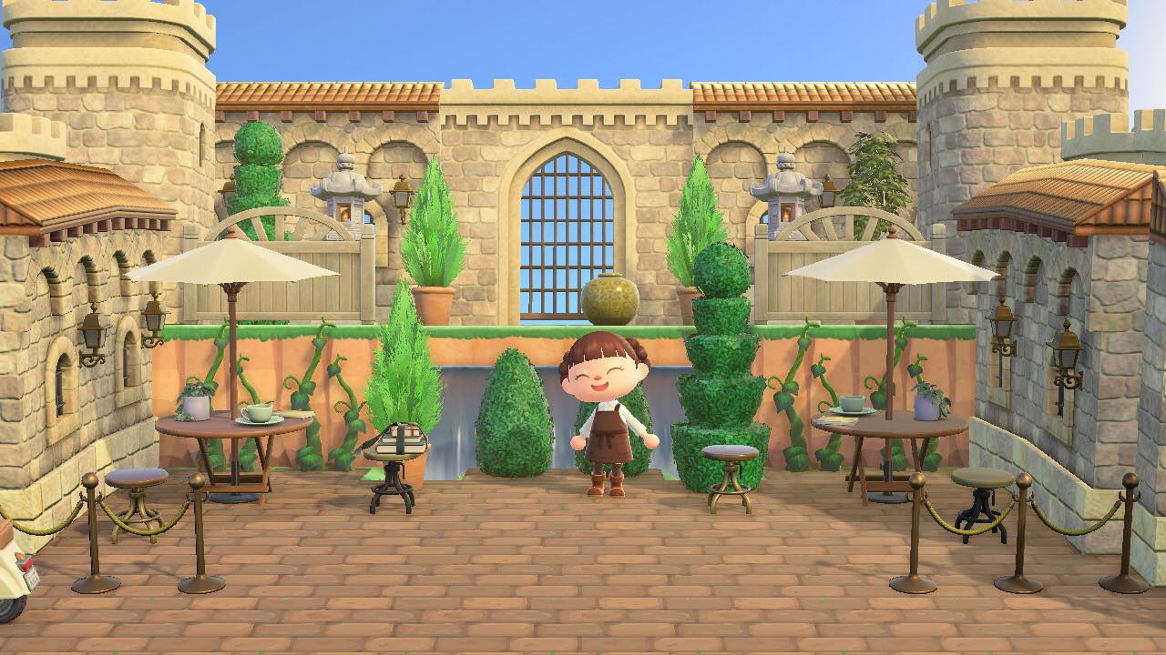 Courtyard cafe